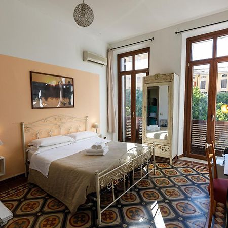 Onlyrooms III - Recommended For Under 30S Cagliari Ruang foto