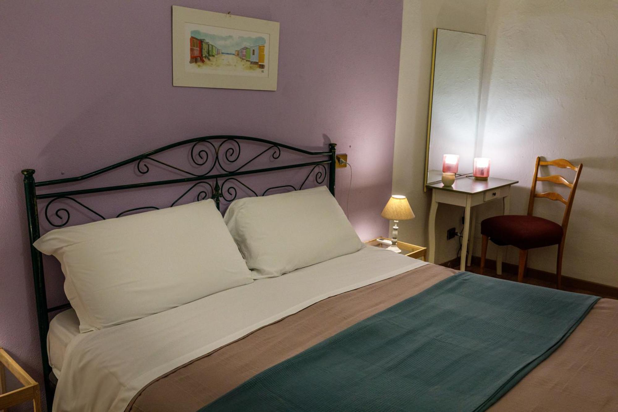 Onlyrooms III - Recommended For Under 30S Cagliari Ruang foto