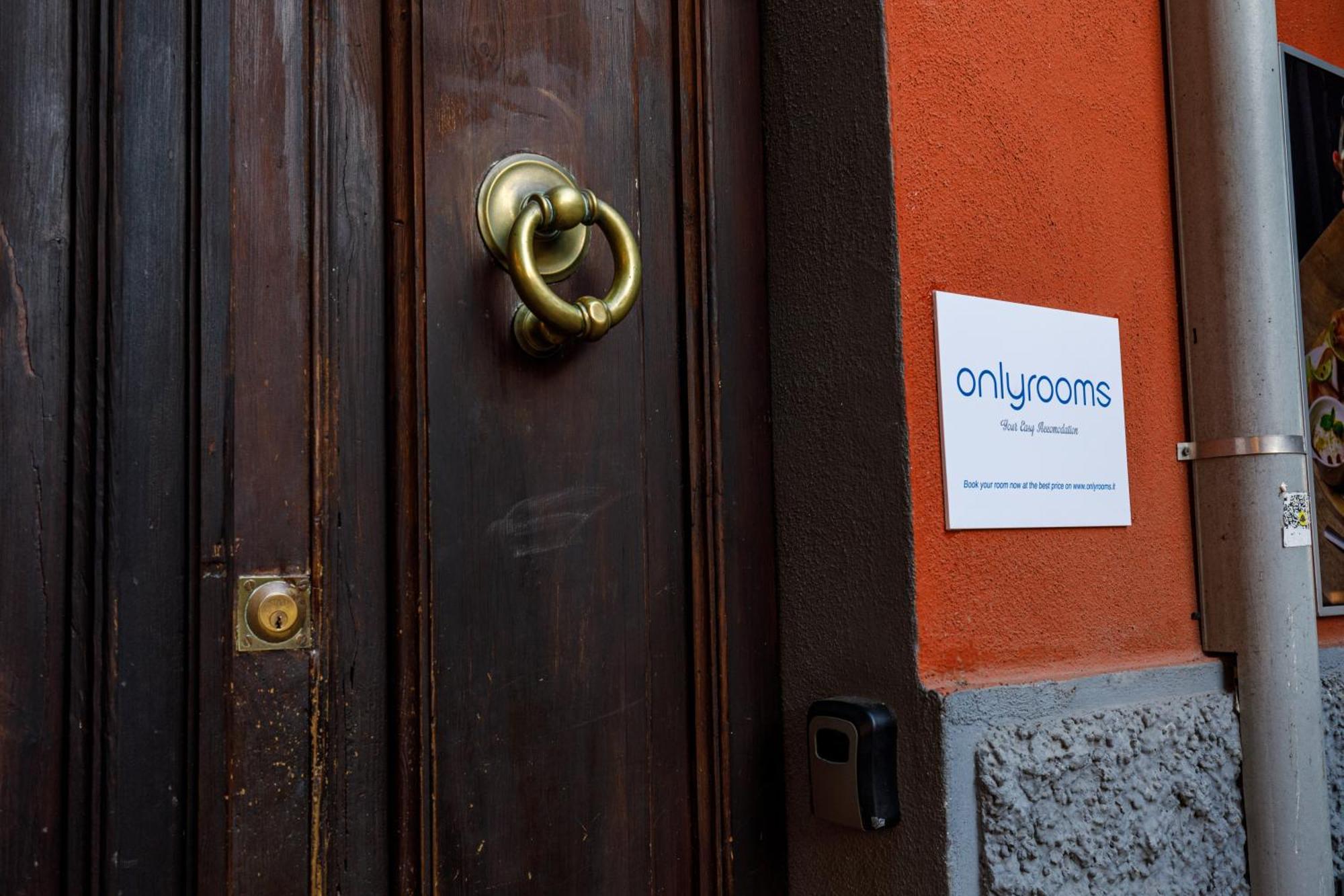 Onlyrooms III - Recommended For Under 30S Cagliari Bagian luar foto
