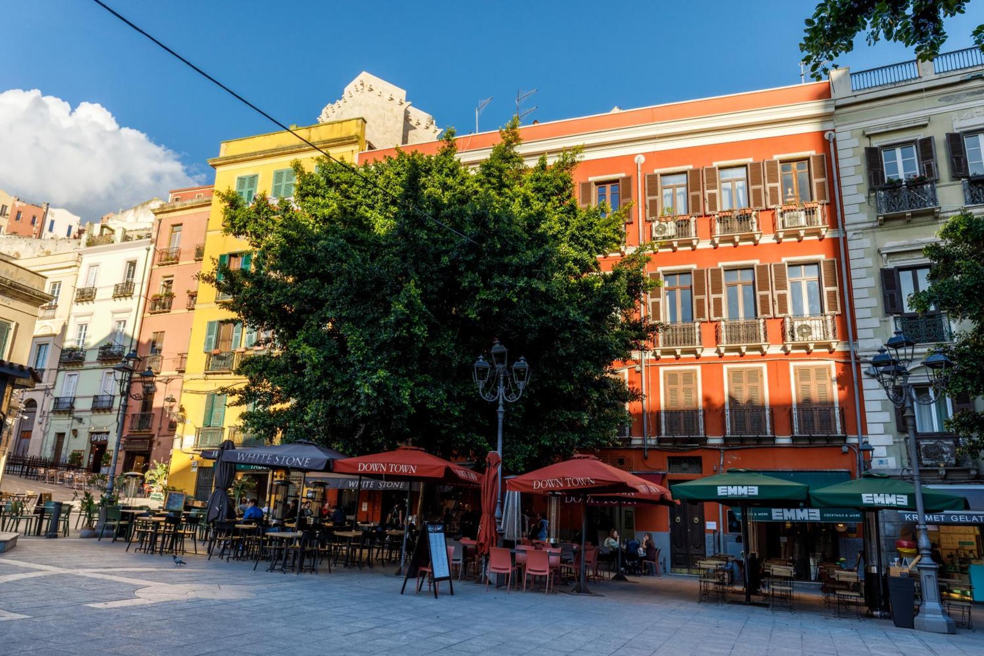 Onlyrooms III - Recommended For Under 30S Cagliari Bagian luar foto