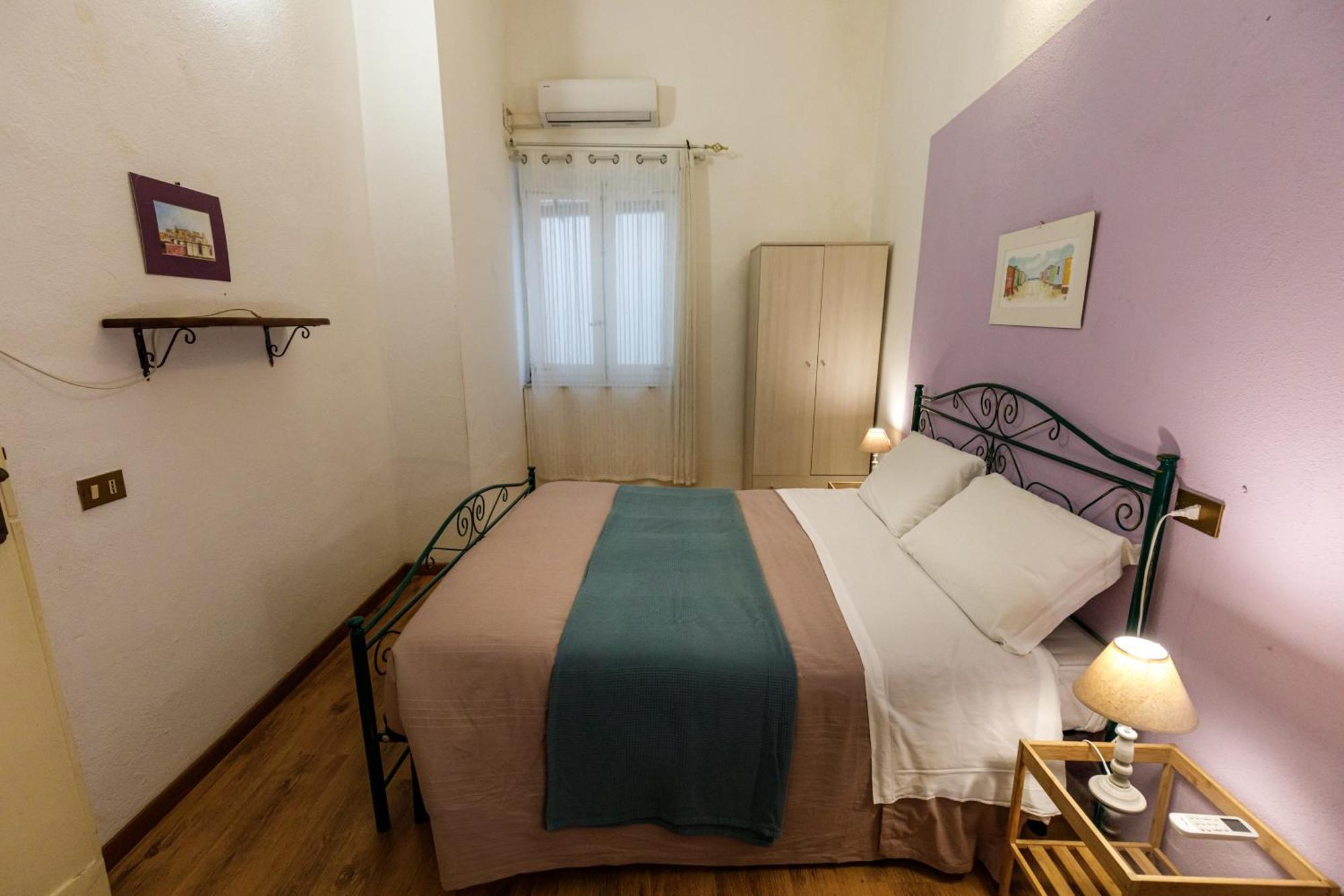 Onlyrooms III - Recommended For Under 30S Cagliari Ruang foto